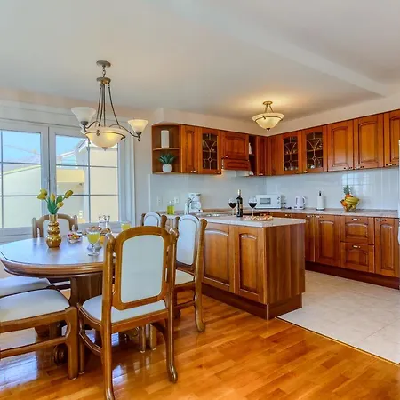 Apartman Dream House