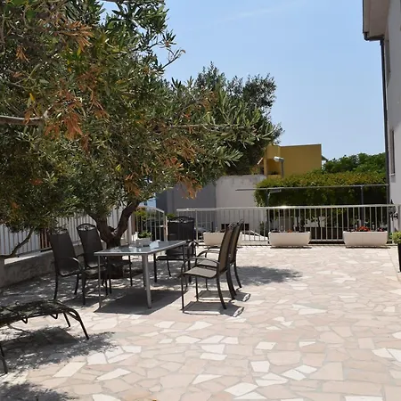 Dream House Apartman