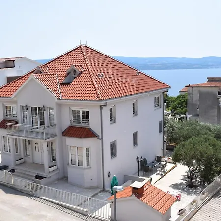 Dream House Lägenhet Omiš