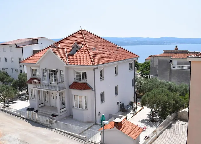 Dream House Lägenhet Omiš
